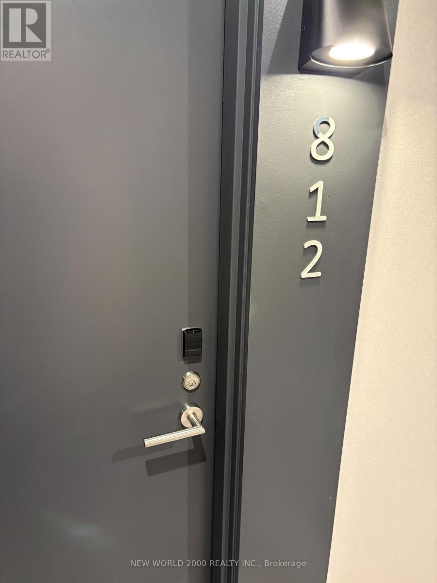 812 - 180 Front Street E, Toronto (Moss Park), Ontario  M5A 0K9 - Photo 5 - C12828466