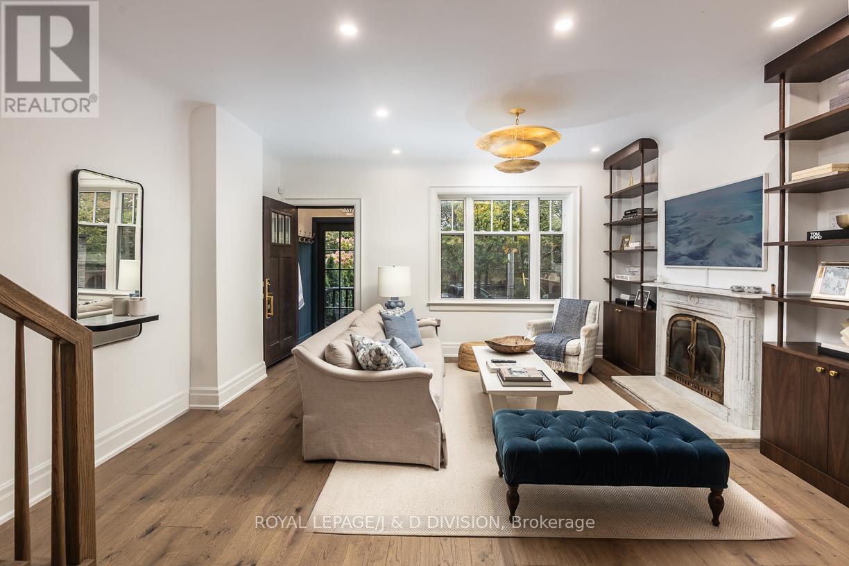 102 Shaftesbury Avenue, Toronto, Ontario  M4T 1A5 - Photo 10 - C12828530