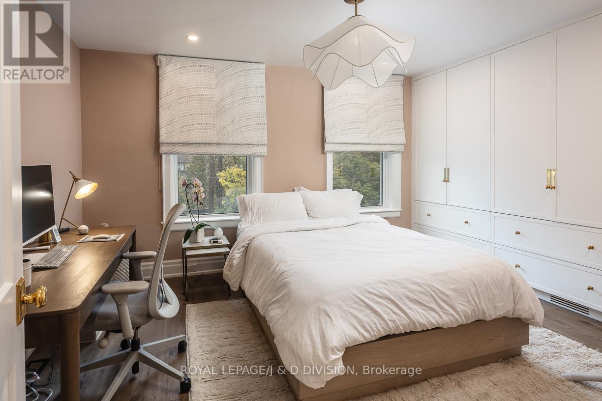 102 Shaftesbury Avenue, Toronto, Ontario  M4T 1A5 - Photo 36 - C12828530