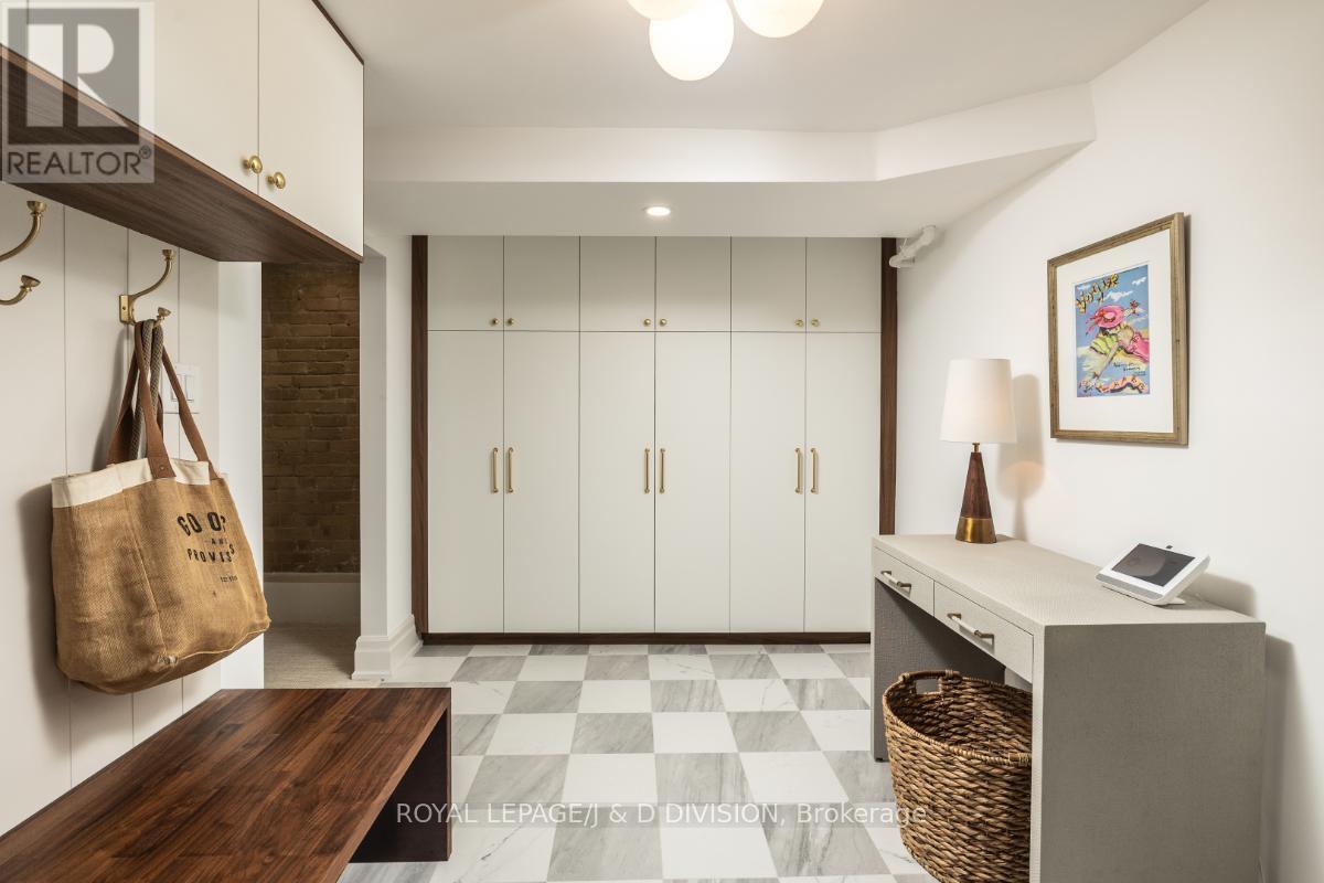 102 Shaftesbury Avenue, Toronto, Ontario  M4T 1A5 - Photo 39 - C12828530