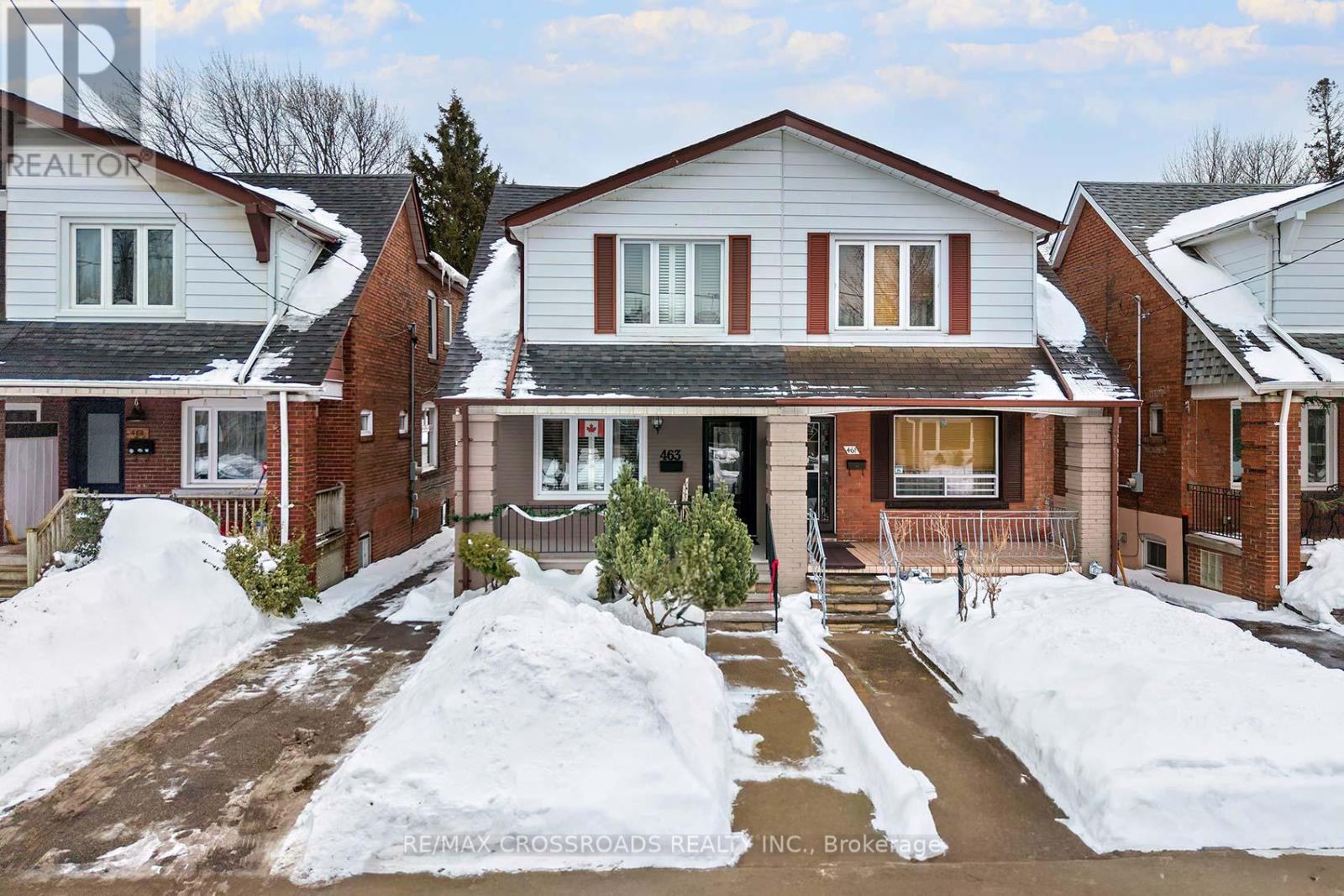 463 Milverton Boulevard, Toronto, Ontario  M4C 1X4 - Photo 4 - E12828462