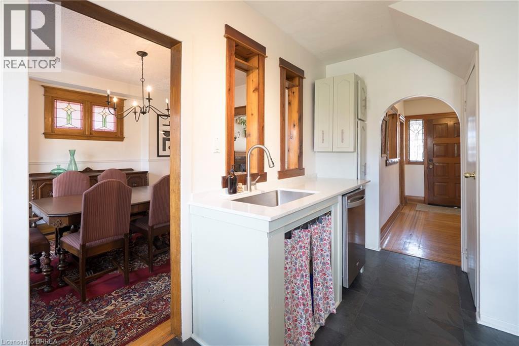 35 Rutherford Avenue, Hamilton, Ontario  L8M 1Y5 - Photo 8 - 40807204