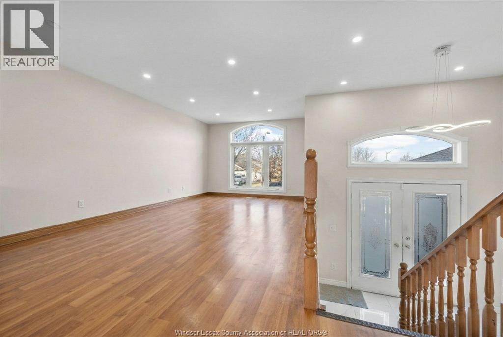 4477 Spago Cres, Windsor, Ontario N9G 2Z6 - Photo 6 - 26004191