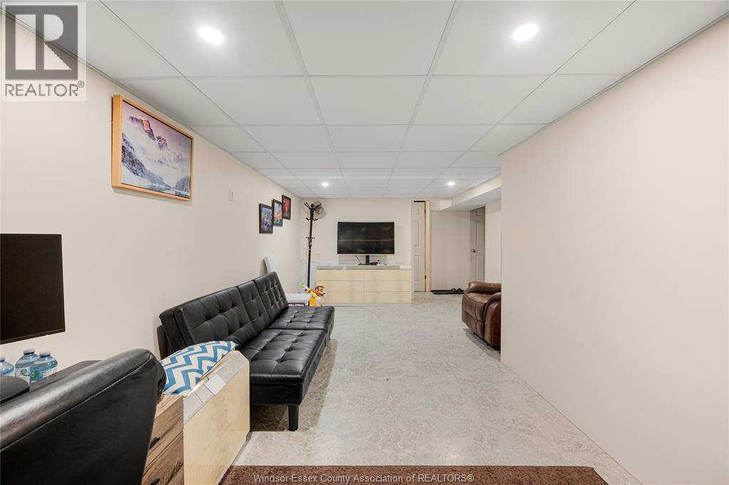 6384 Thornberry Crescent, Windsor, Ontario N8T 3A2 - Photo 19 - 26004190