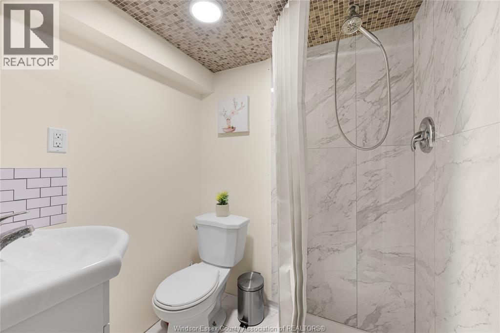 6384 Thornberry Crescent, Windsor, Ontario N8T 3A2 - Photo 20 - 26004190