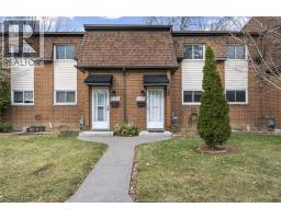 6384 THORNBERRY CRESCENT, Windsor, Ontario