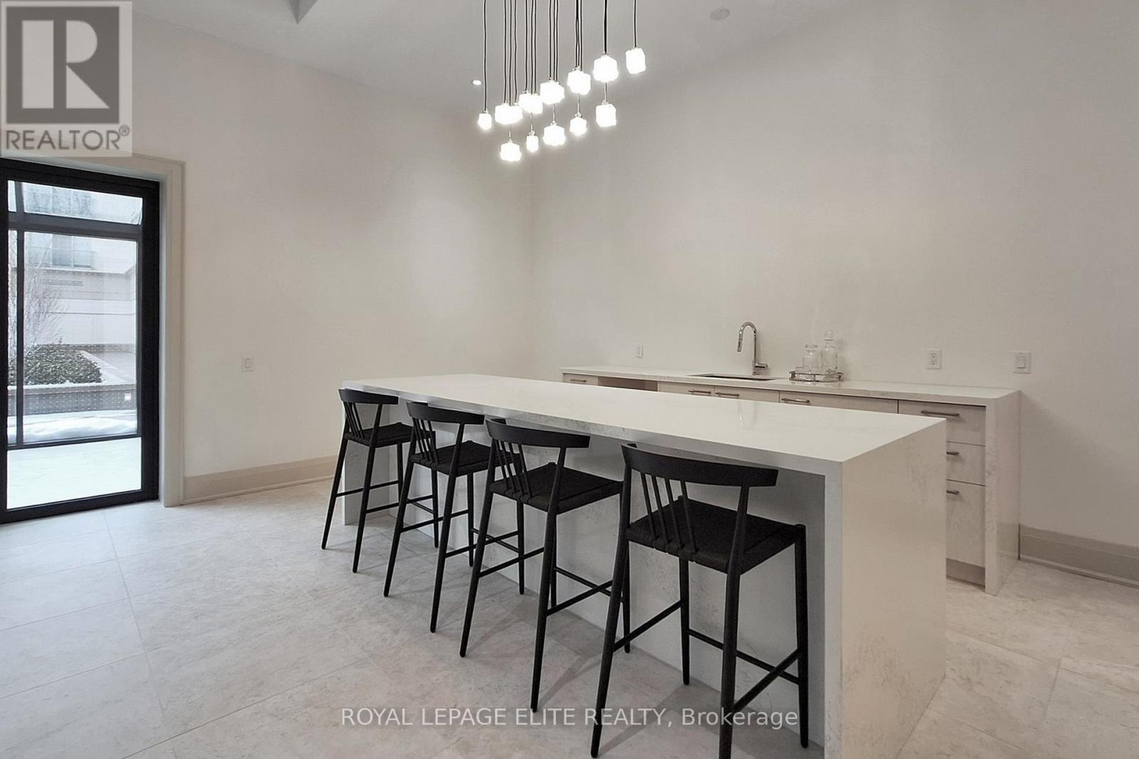 311 - 101 Cathedral High Street, Markham, Ontario  L6C 3L8 - Photo 27 - N12828490