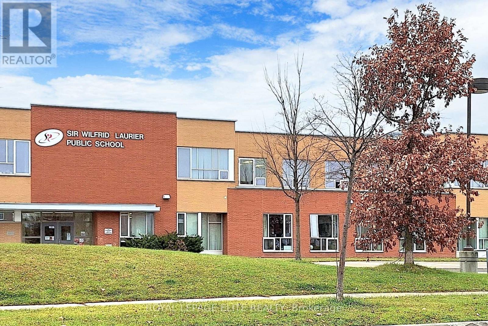 311 - 101 Cathedral High Street, Markham, Ontario  L6C 3L8 - Photo 39 - N12828490