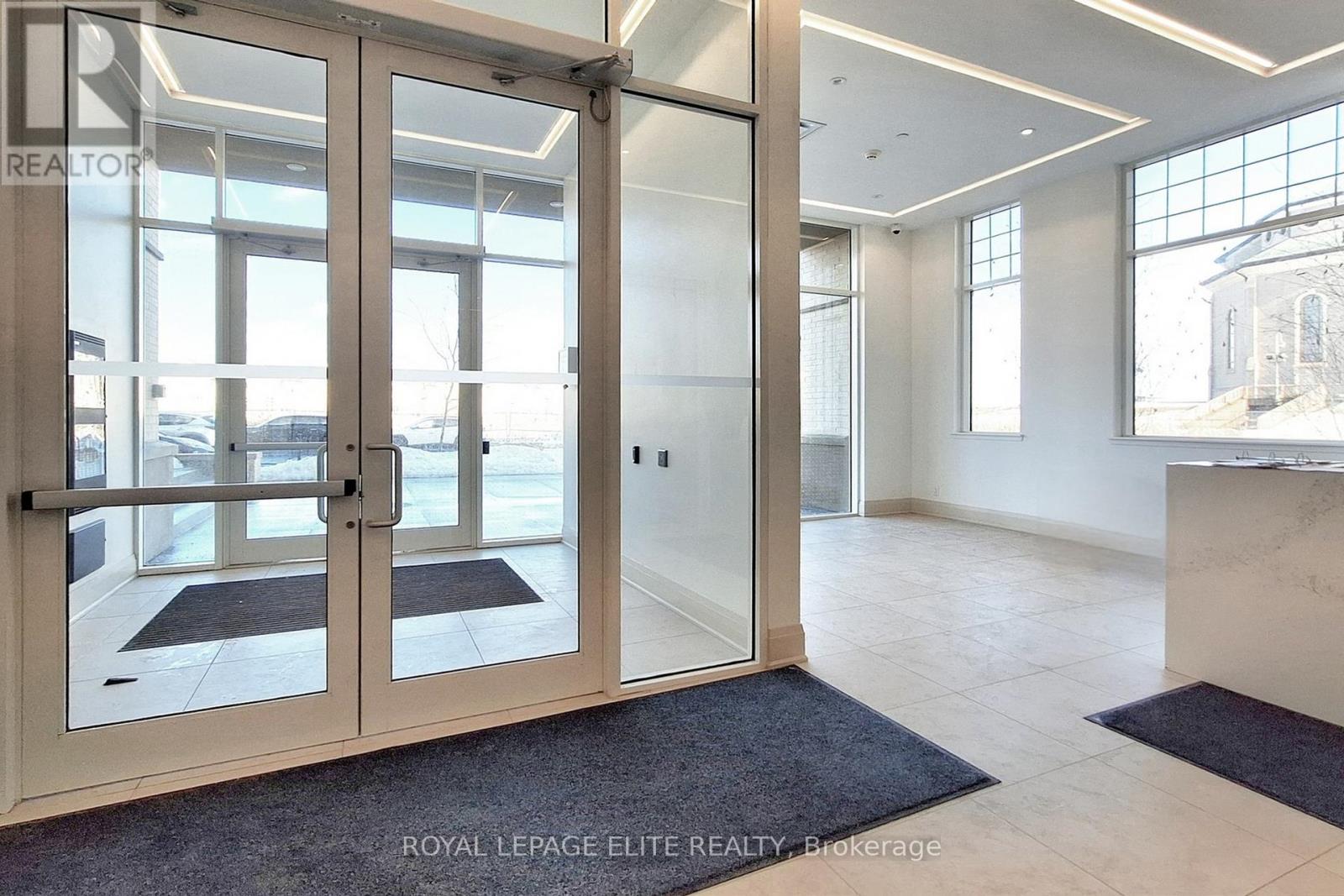 311 - 101 Cathedral High Street, Markham, Ontario  L6C 3L8 - Photo 5 - N12828490