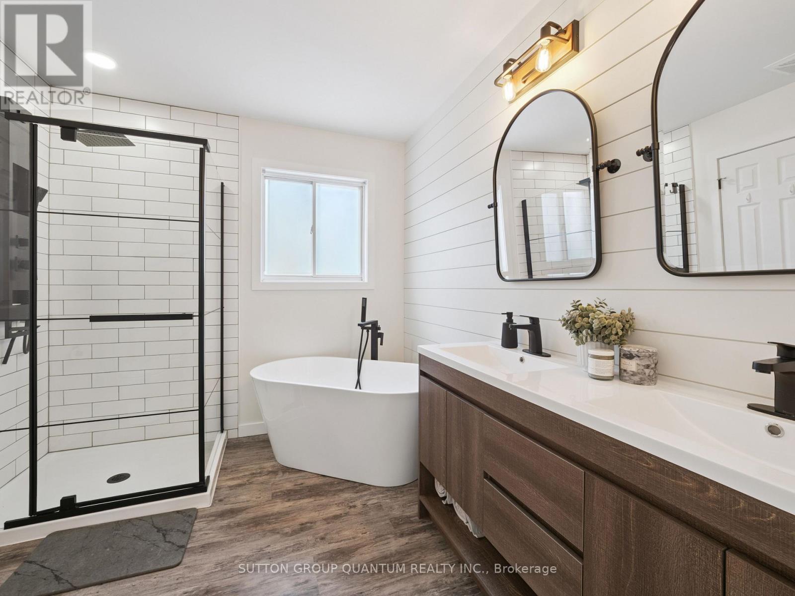 19 Leslie Avenue, Barrie (Holly), Ontario  L4N 9N9 - Photo 25 - S12828520