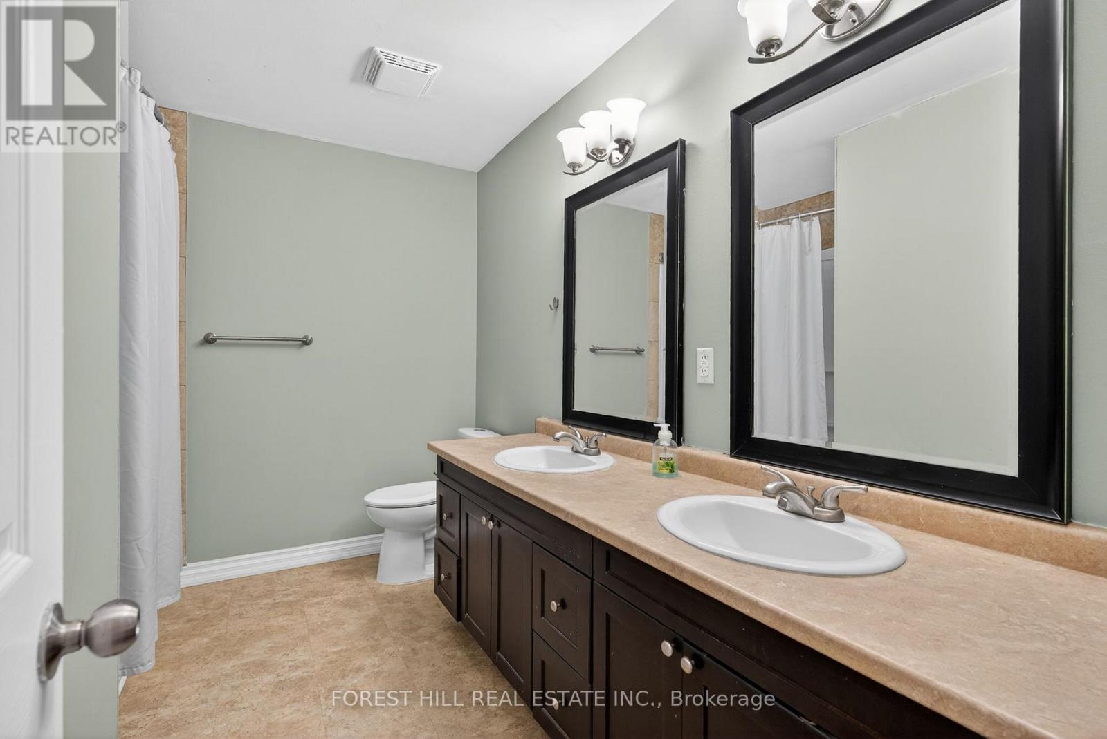 35 Daphne Crescent, Barrie (Cundles East), Ontario  L4M 2Y7 - Photo 10 - S12828532