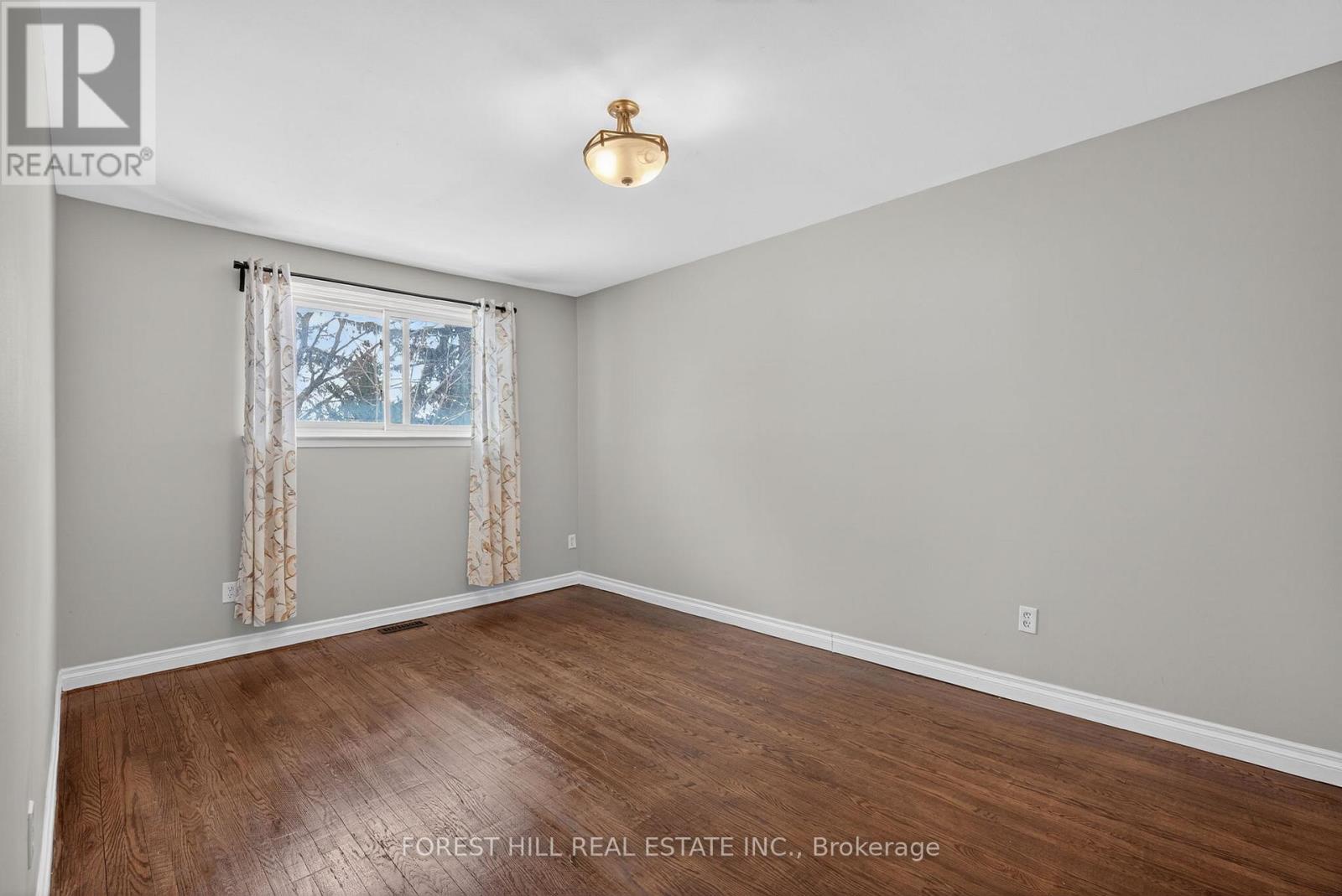 35 Daphne Crescent, Barrie (Cundles East), Ontario  L4M 2Y7 - Photo 20 - S12828532