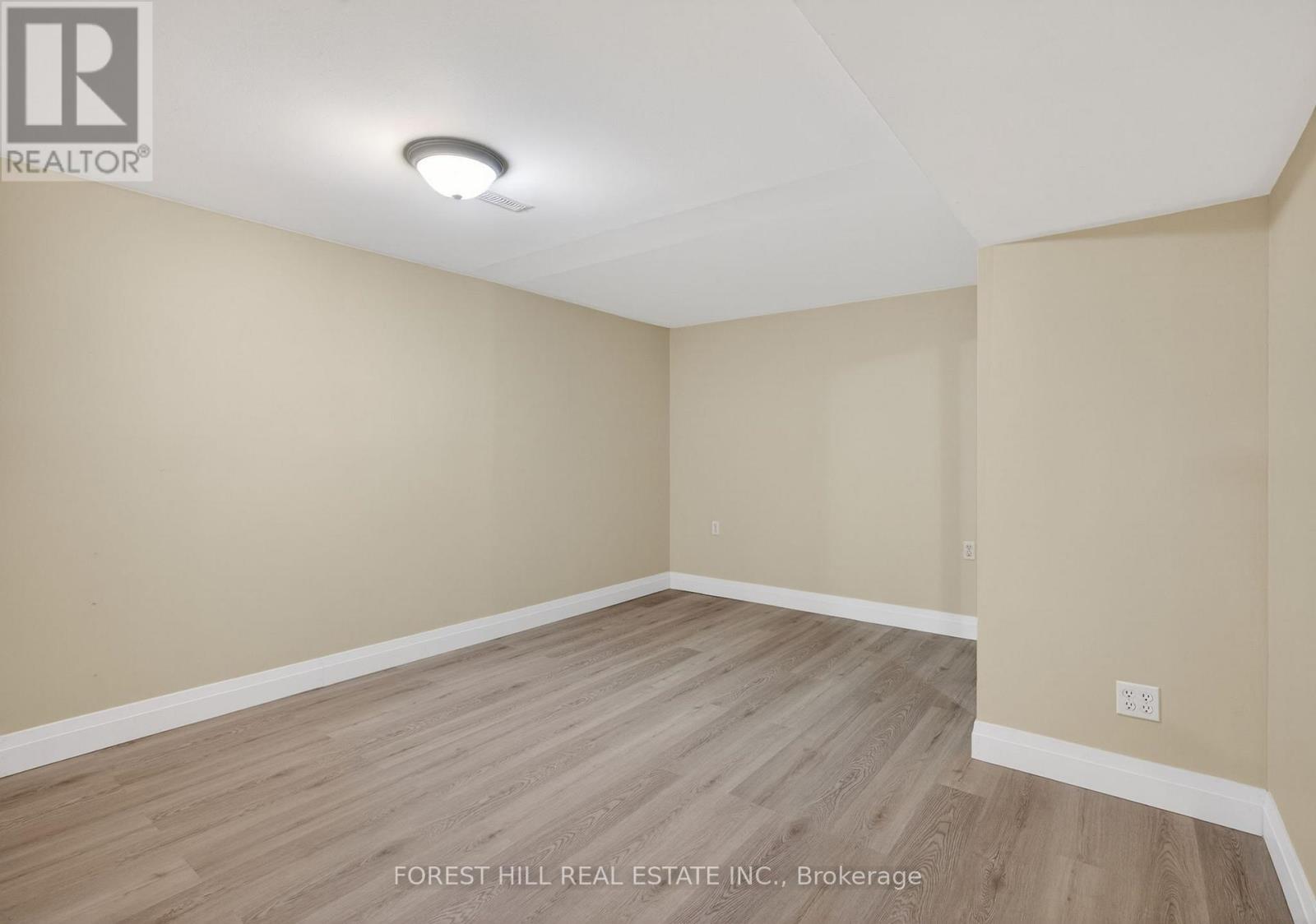 35 Daphne Crescent, Barrie (Cundles East), Ontario  L4M 2Y7 - Photo 27 - S12828532