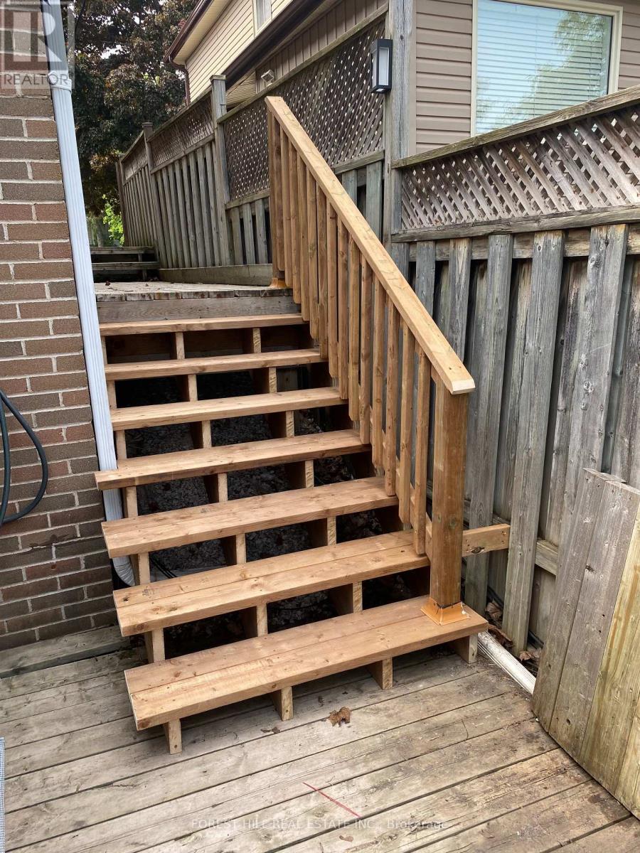 35 Daphne Crescent, Barrie (Cundles East), Ontario  L4M 2Y7 - Photo 45 - S12828532