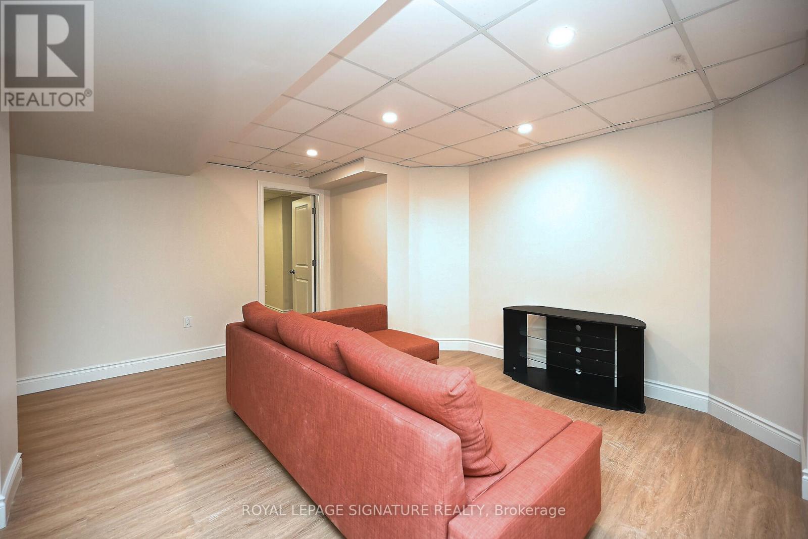 Basement - 3148 Velmar Drive, Mississauga, Ontario  L5M 6V8 - Photo 10 - W12828468