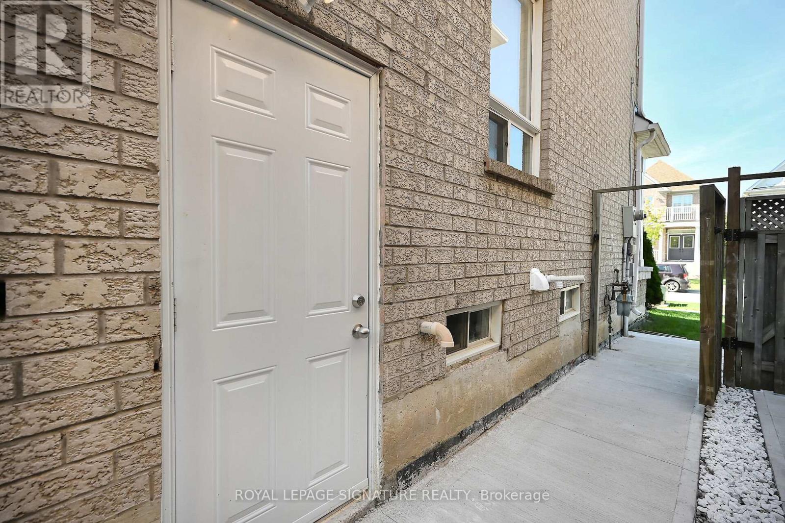 Basement - 3148 Velmar Drive, Mississauga, Ontario  L5M 6V8 - Photo 3 - W12828468