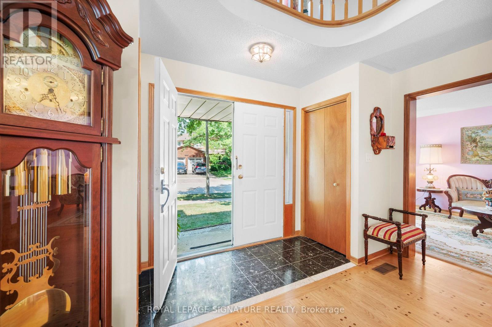 2921 Caradoc Lane, Oakville, Ontario  L6J 6W4 - Photo 12 - W12828516