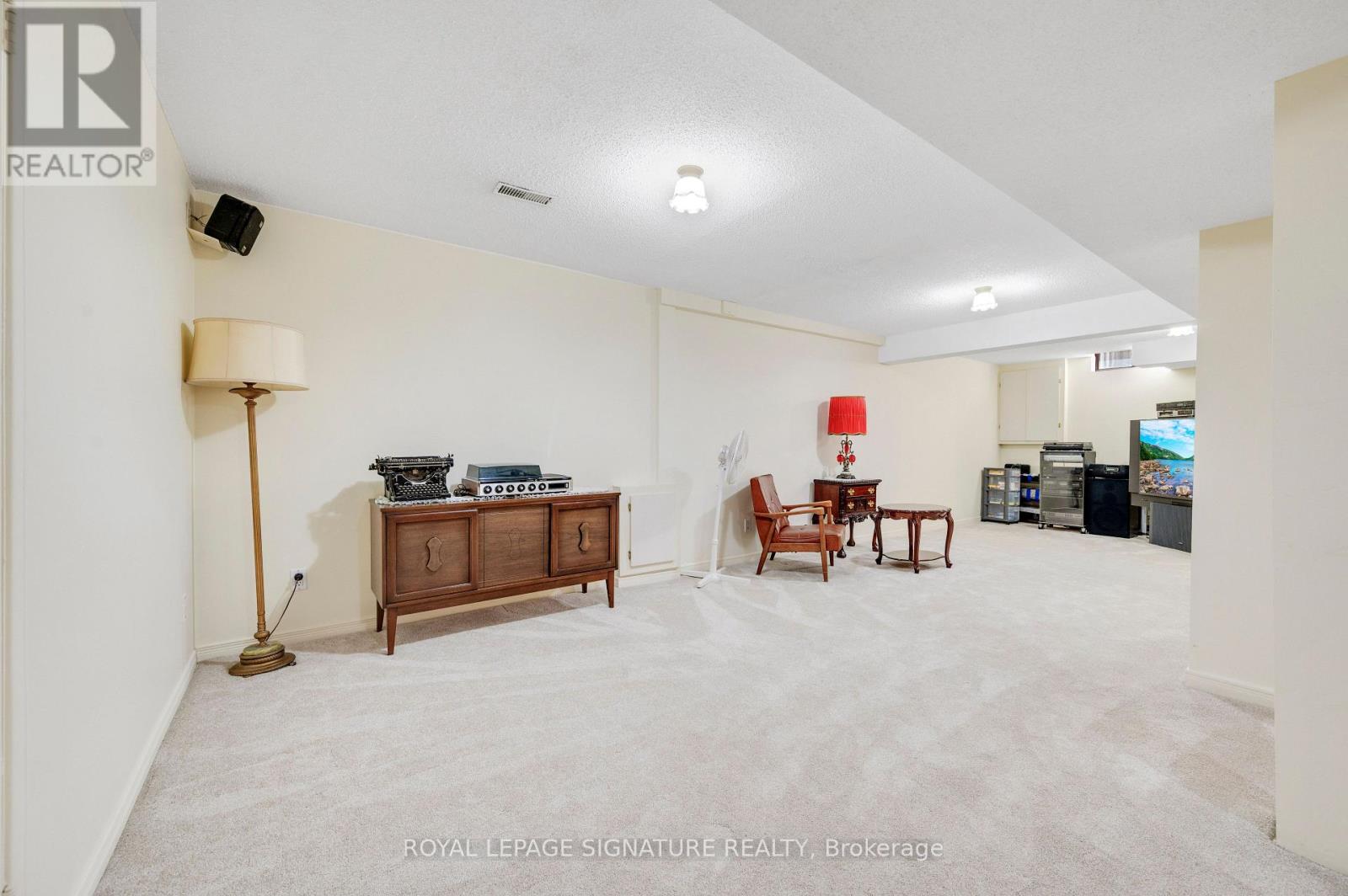 2921 Caradoc Lane, Oakville, Ontario  L6J 6W4 - Photo 42 - W12828516