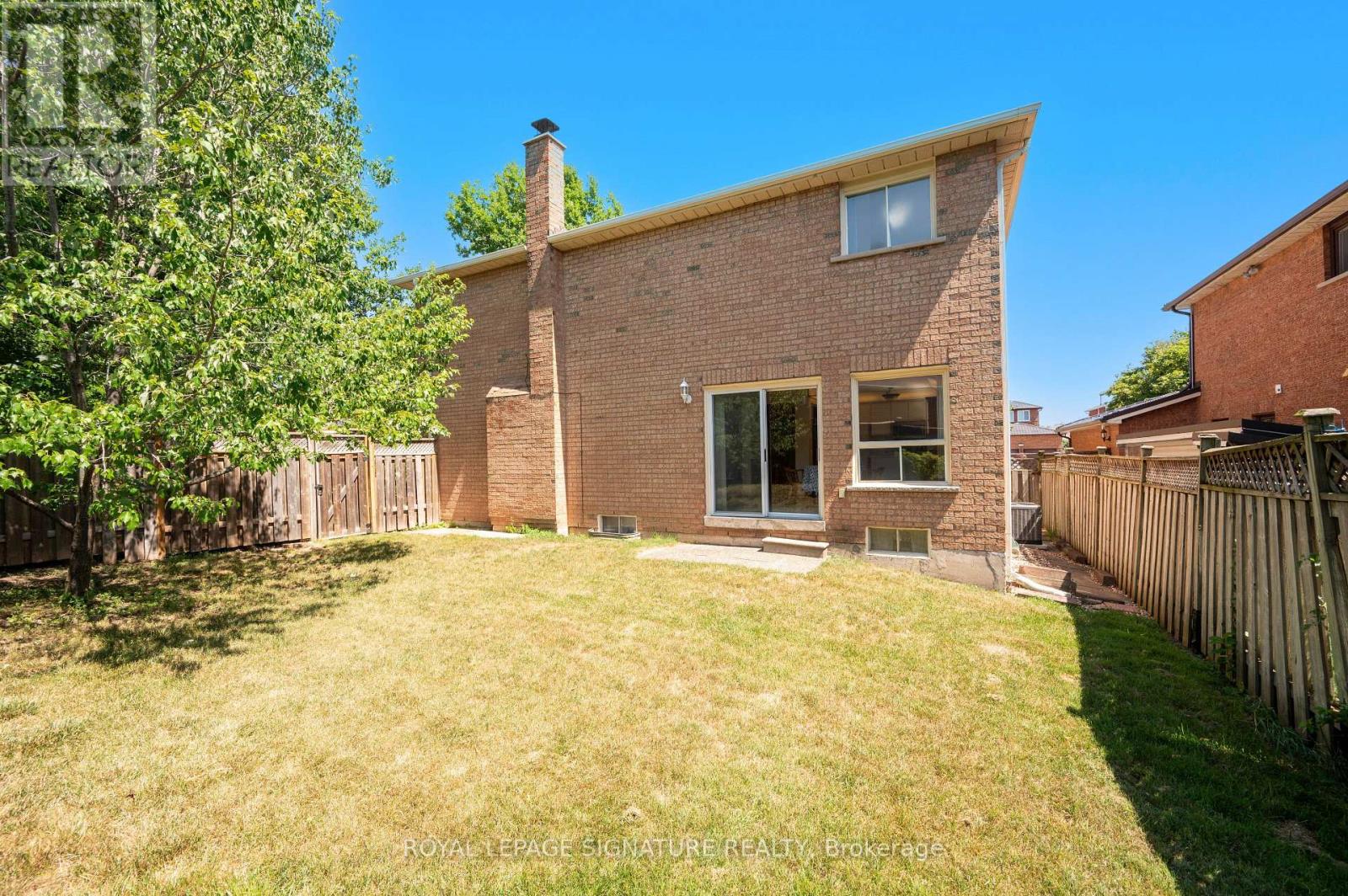 2921 Caradoc Lane, Oakville, Ontario  L6J 6W4 - Photo 48 - W12828516