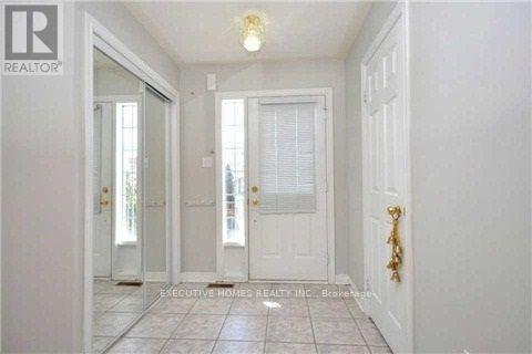 964 Fielder Drive, Mississauga, Ontario  L5V 2S2 - Photo 2 - W12828542