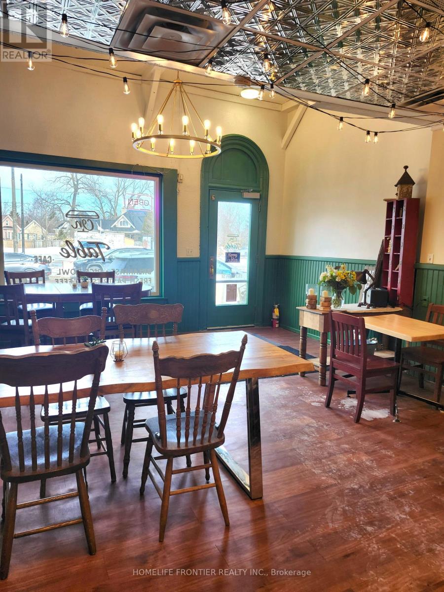 163 MAIN STREET NW, Lucan Biddulph, Ontario