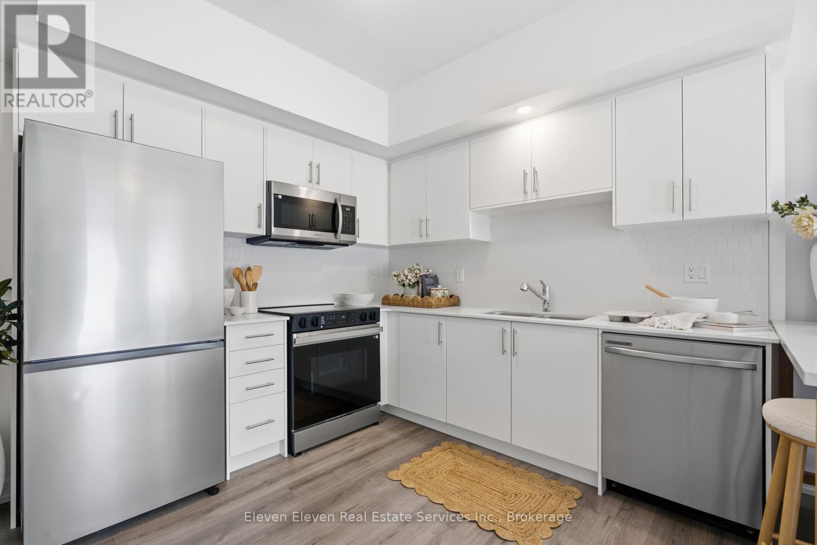 106 - 940 St Davids Street, Centre Wellington, Ontario N1M 0L7 - Photo 10 - X12828536