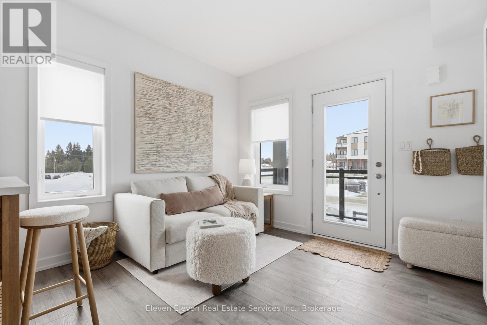 106 - 940 St Davids Street, Centre Wellington, Ontario N1M 0L7 - Photo 5 - X12828536