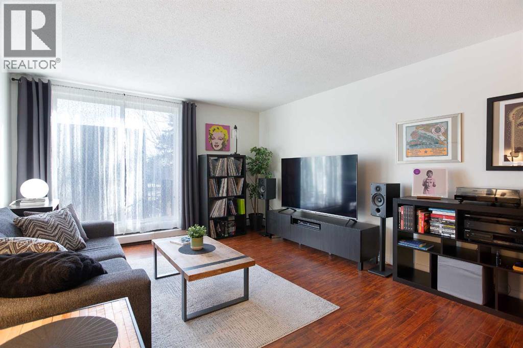 22c, 80 Galbraith Drive Sw, Calgary, Alberta  T3E 4Z6 - Photo 4 - A2284325