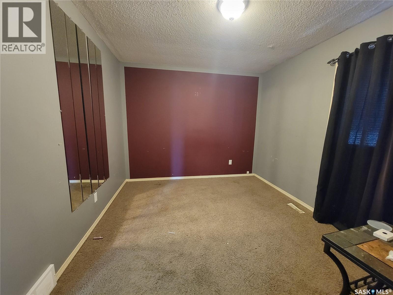 4820 46th Street, Lloydminster, Saskatchewan  S9V 0N7 - Photo 12 - SK029349