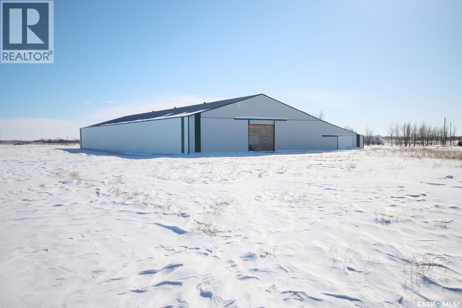Bienfait Riding Arena/shop And Land, Estevan Rm No. 5, Saskatchewan  S0C 0M0 - Photo 11 - SK029341