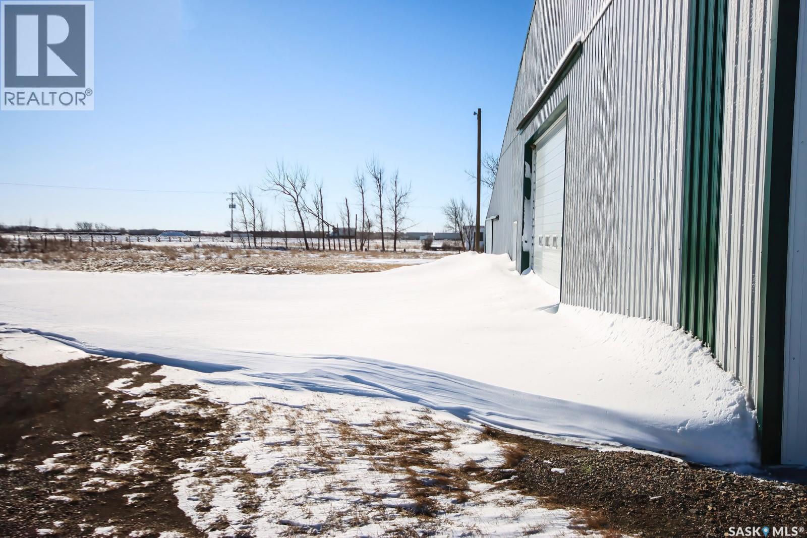 Bienfait Riding Arena/shop And Land, Estevan Rm No. 5, Saskatchewan  S0C 0M0 - Photo 15 - SK029341