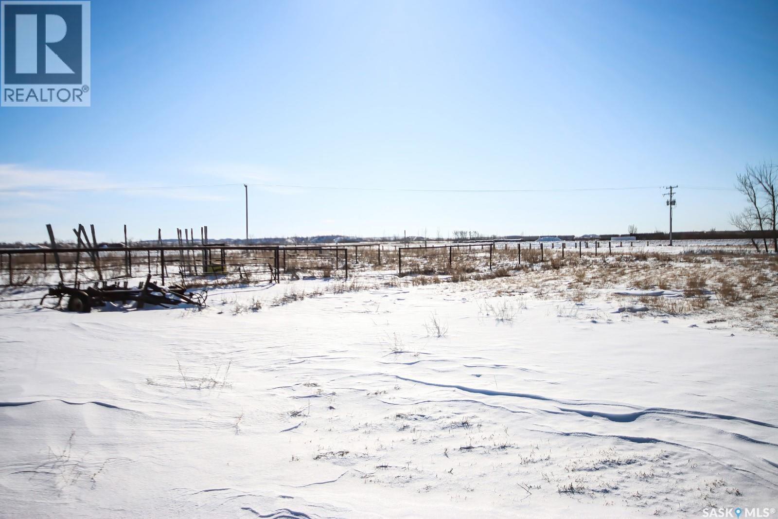 Bienfait Riding Arena/shop And Land, Estevan Rm No. 5, Saskatchewan  S0C 0M0 - Photo 16 - SK029341