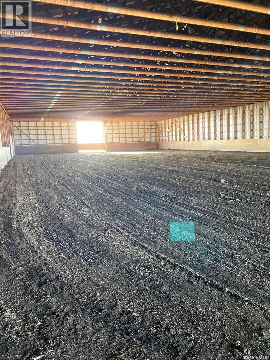Bienfait Riding Arena/shop And Land, Estevan Rm No. 5, Saskatchewan  S0C 0M0 - Photo 3 - SK029341