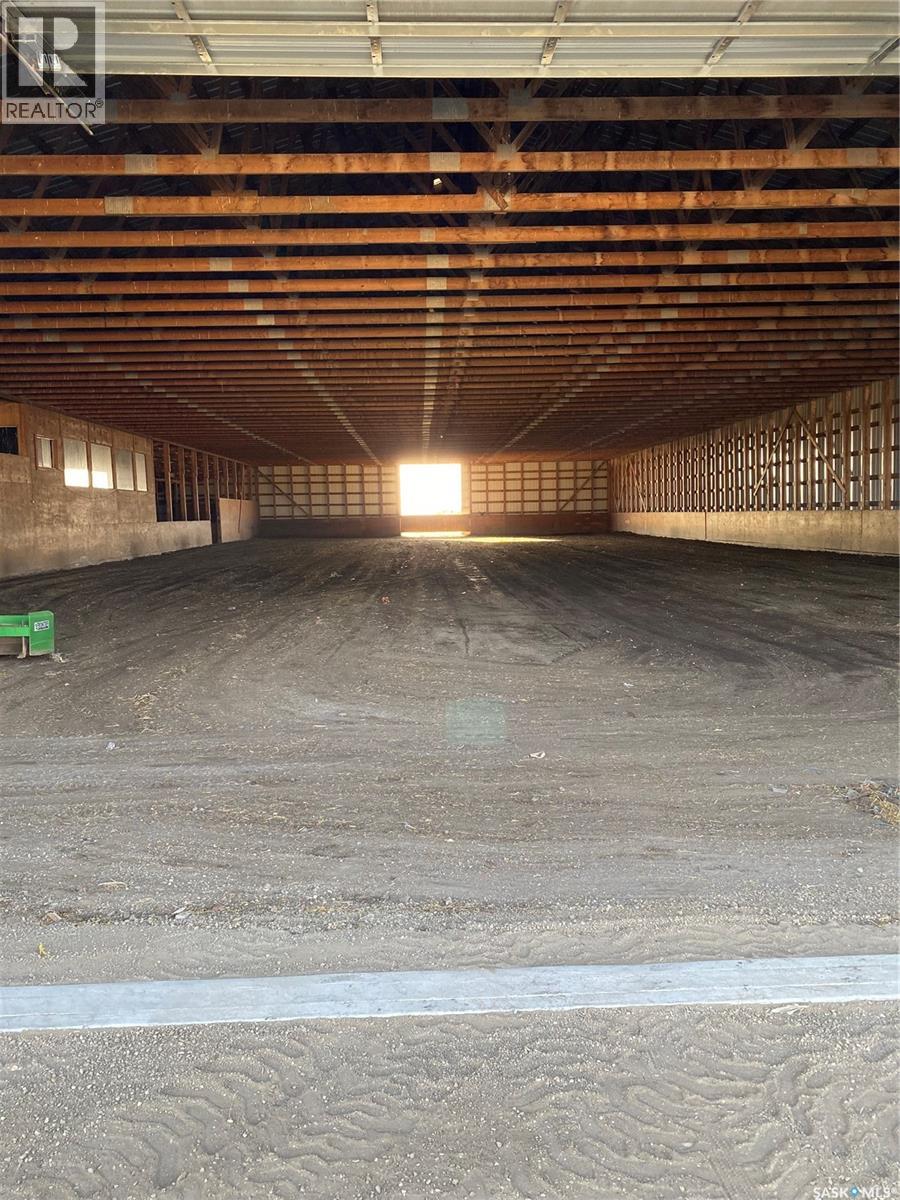 Bienfait Riding Arena/shop And Land, Estevan Rm No. 5, Saskatchewan  S0C 0M0 - Photo 4 - SK029341
