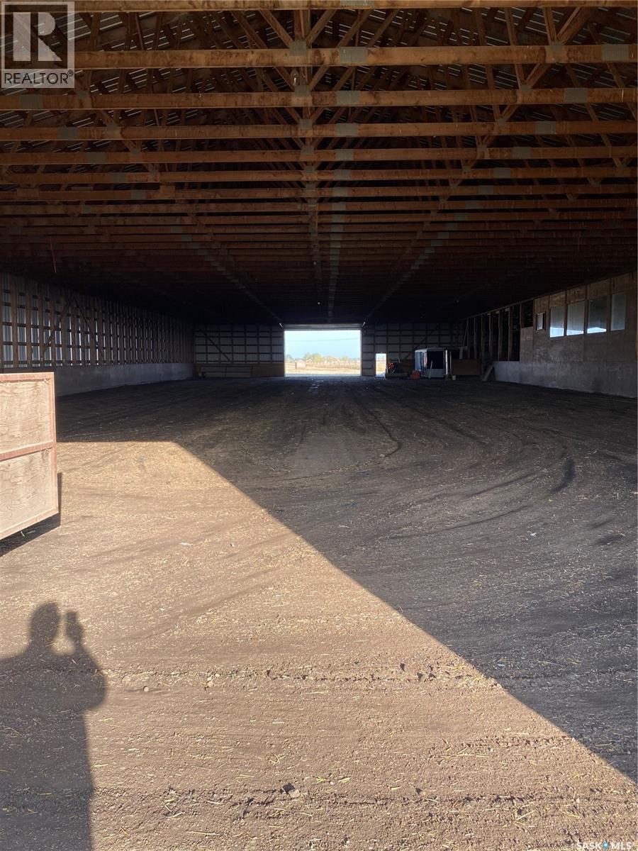Bienfait Riding Arena/shop And Land, Estevan Rm No. 5, Saskatchewan  S0C 0M0 - Photo 5 - SK029341