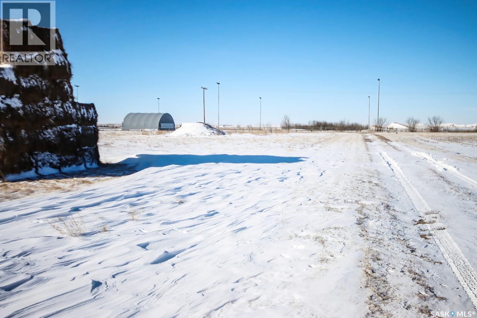Bienfait Riding Arena/shop And Land, Estevan Rm No. 5, Saskatchewan  S0C 0M0 - Photo 7 - SK029341