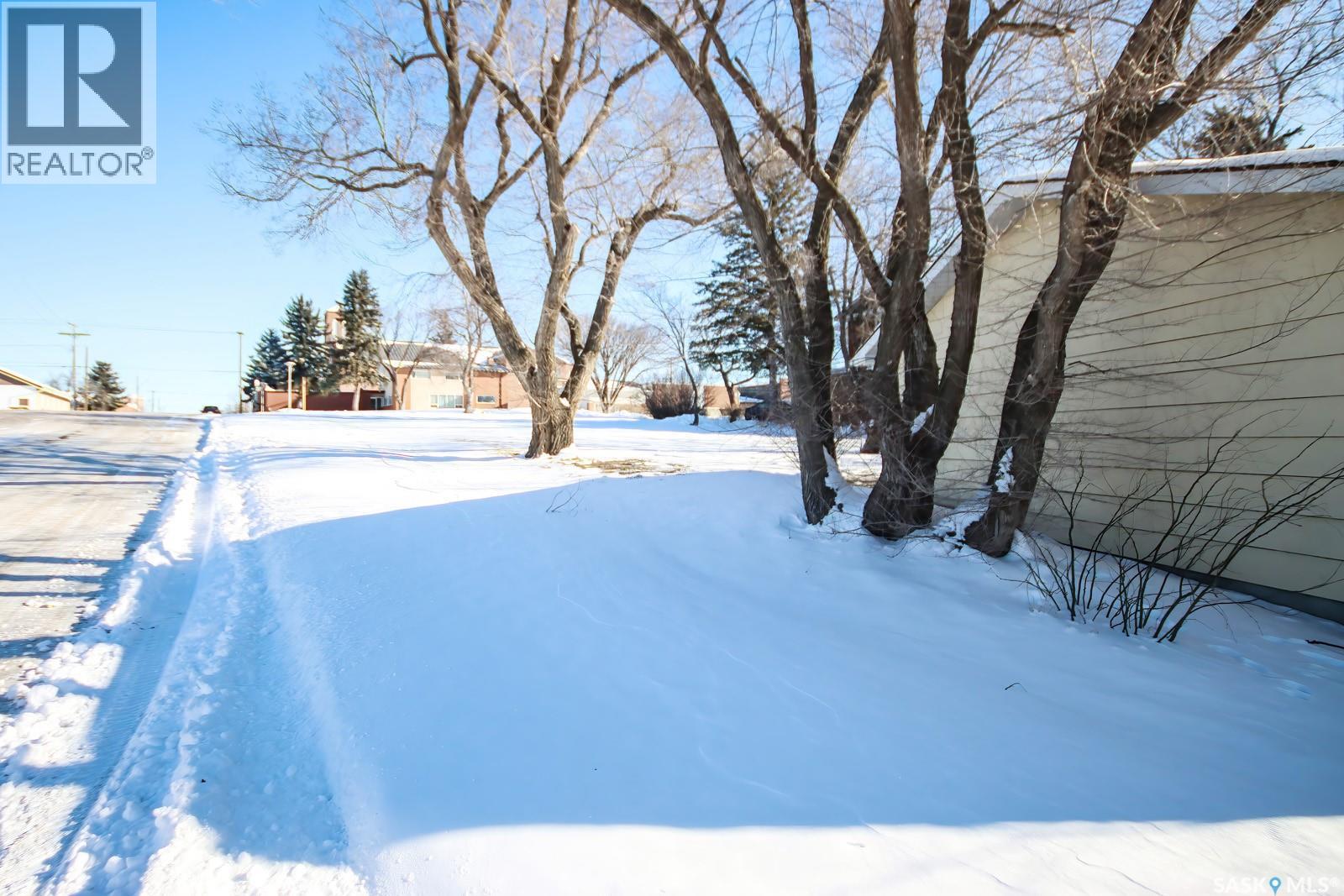 1138 1st Street, Estevan, Saskatchewan  S4A 0G9 - Photo 6 - SK029339