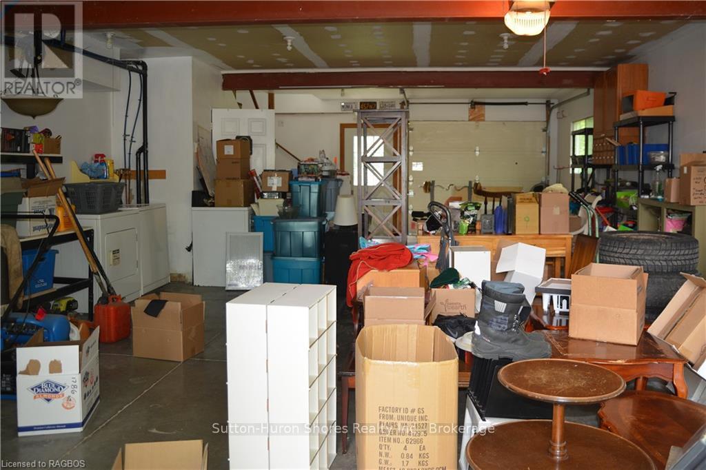 412 Goderich Street, Saugeen Shores, Ontario  N0H 2C1 - Photo 32 - X12360771