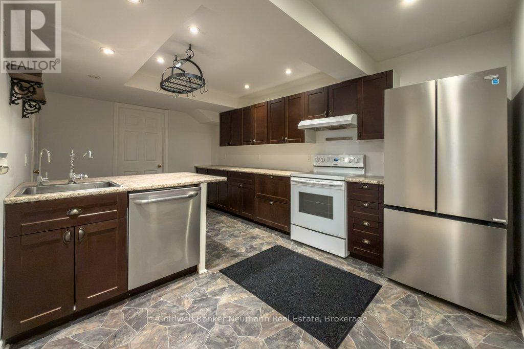 Lower - 4 Cutting Drive, Centre Wellington, Ontario  N0B 1S0 - Photo 4 - X12766876