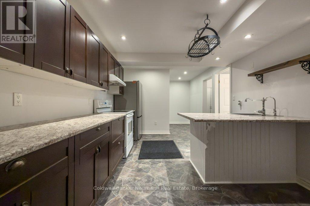 Lower - 4 Cutting Drive, Centre Wellington, Ontario  N0B 1S0 - Photo 5 - X12766876