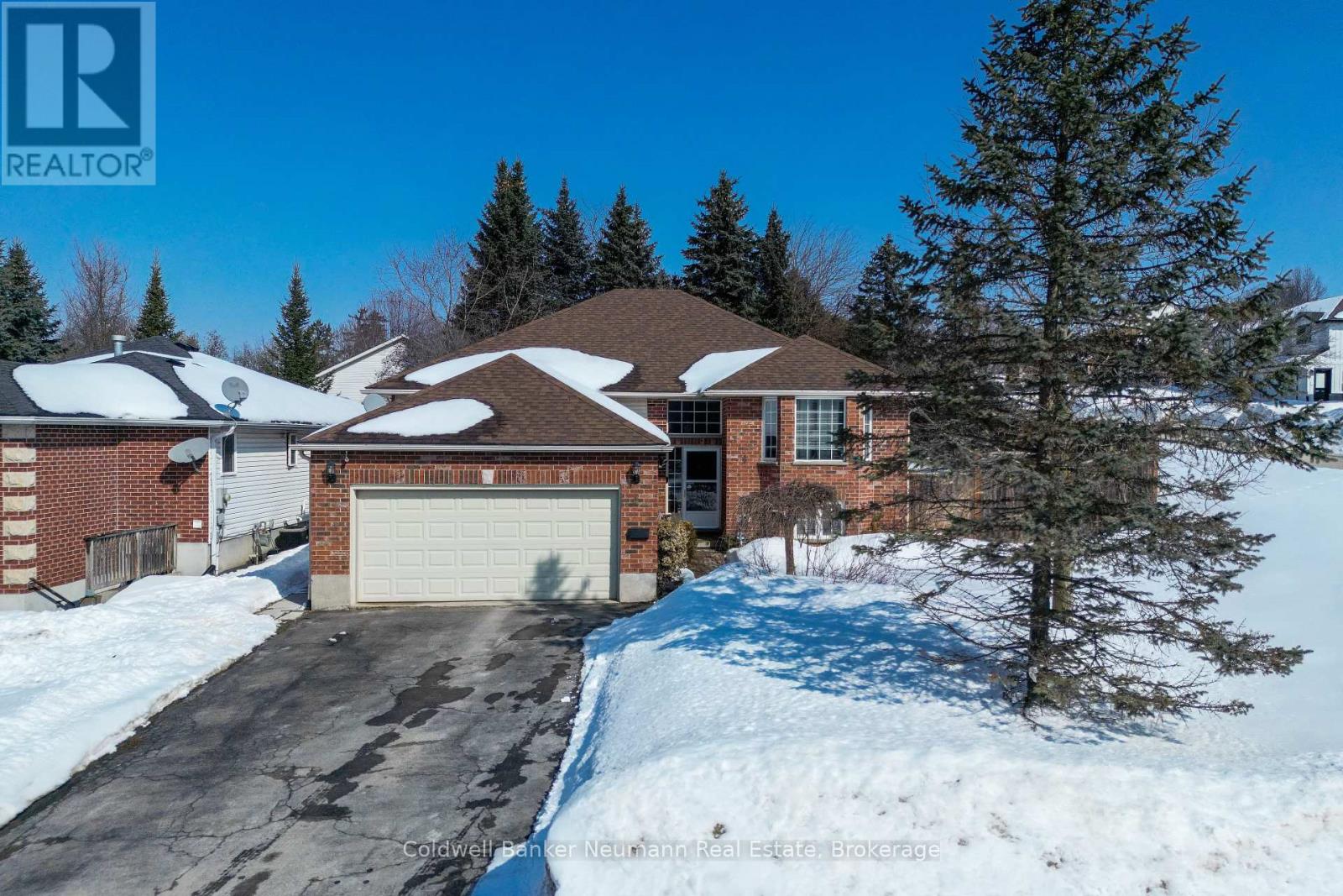 Lower - 4 Cutting Drive, Centre Wellington, Ontario  N0B 1S0 - Photo 2 - X12766876