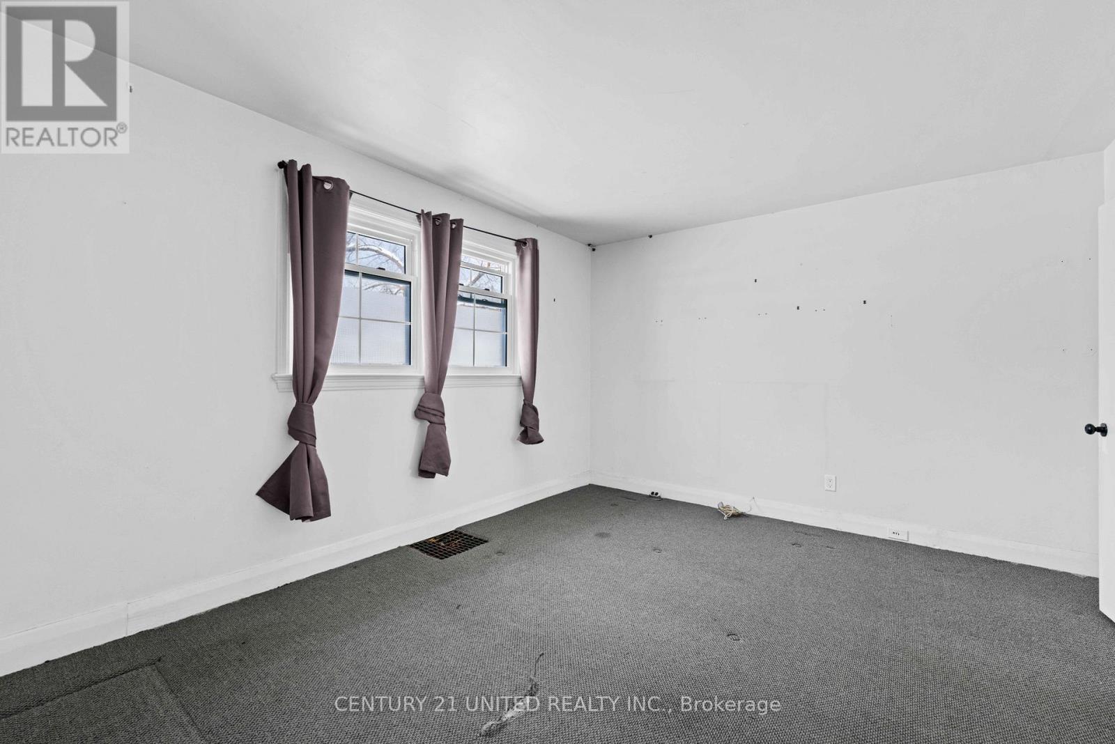 598 Donegal Street, Peterborough, Ontario  K9H 4M4 - Photo 11 - X12820566