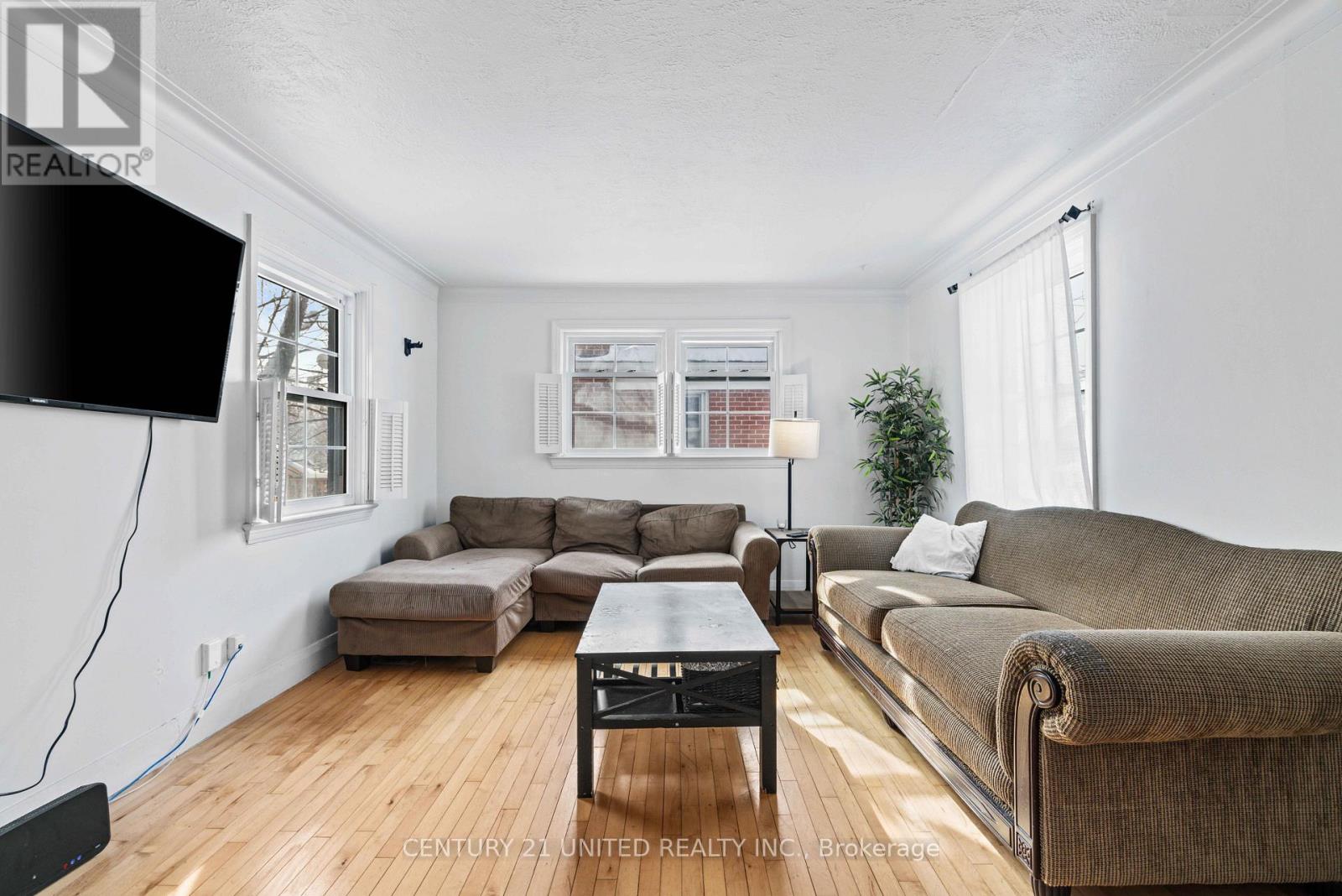 598 Donegal Street, Peterborough, Ontario  K9H 4M4 - Photo 6 - X12820566