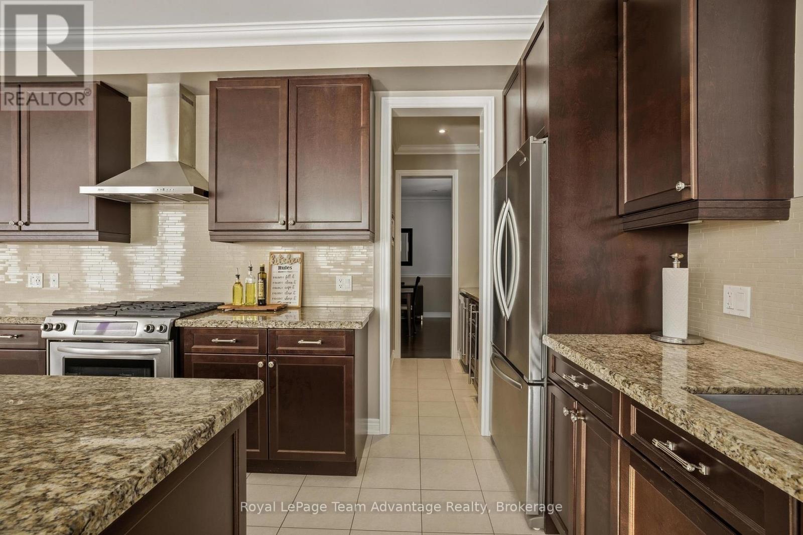 24 Billy Court, Caledon, Ontario  L7C 3X3 - Photo 11 - W12828562