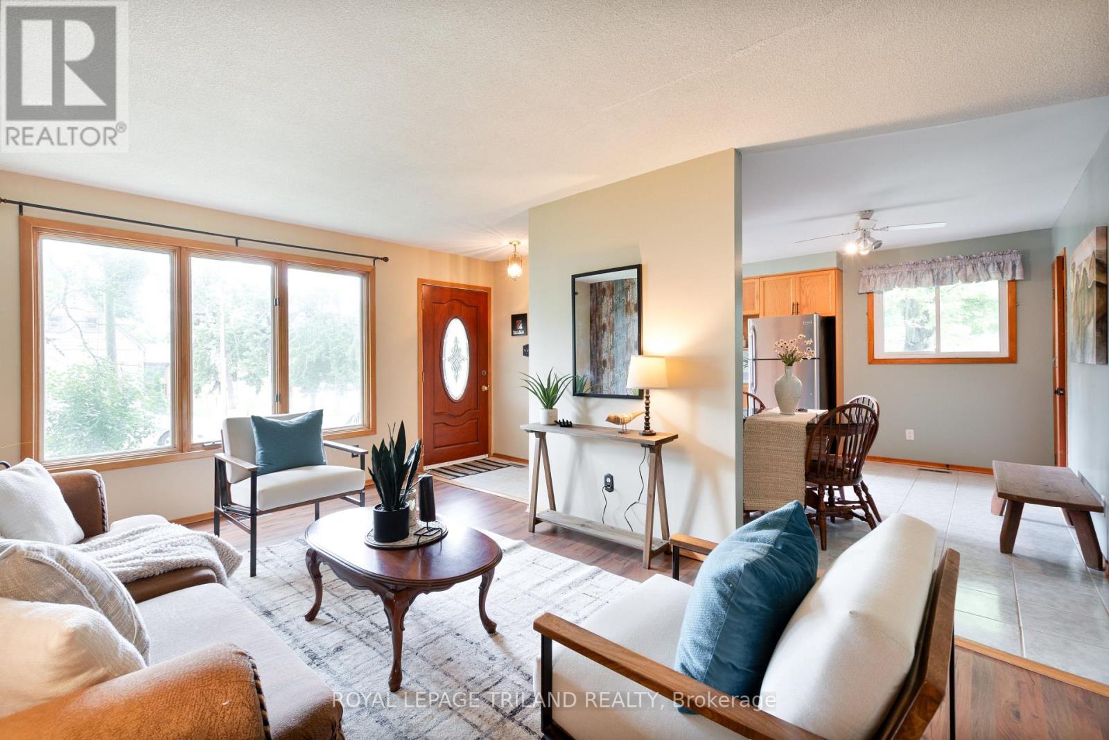 Photo 13 of 33 for 2 Daniel Street