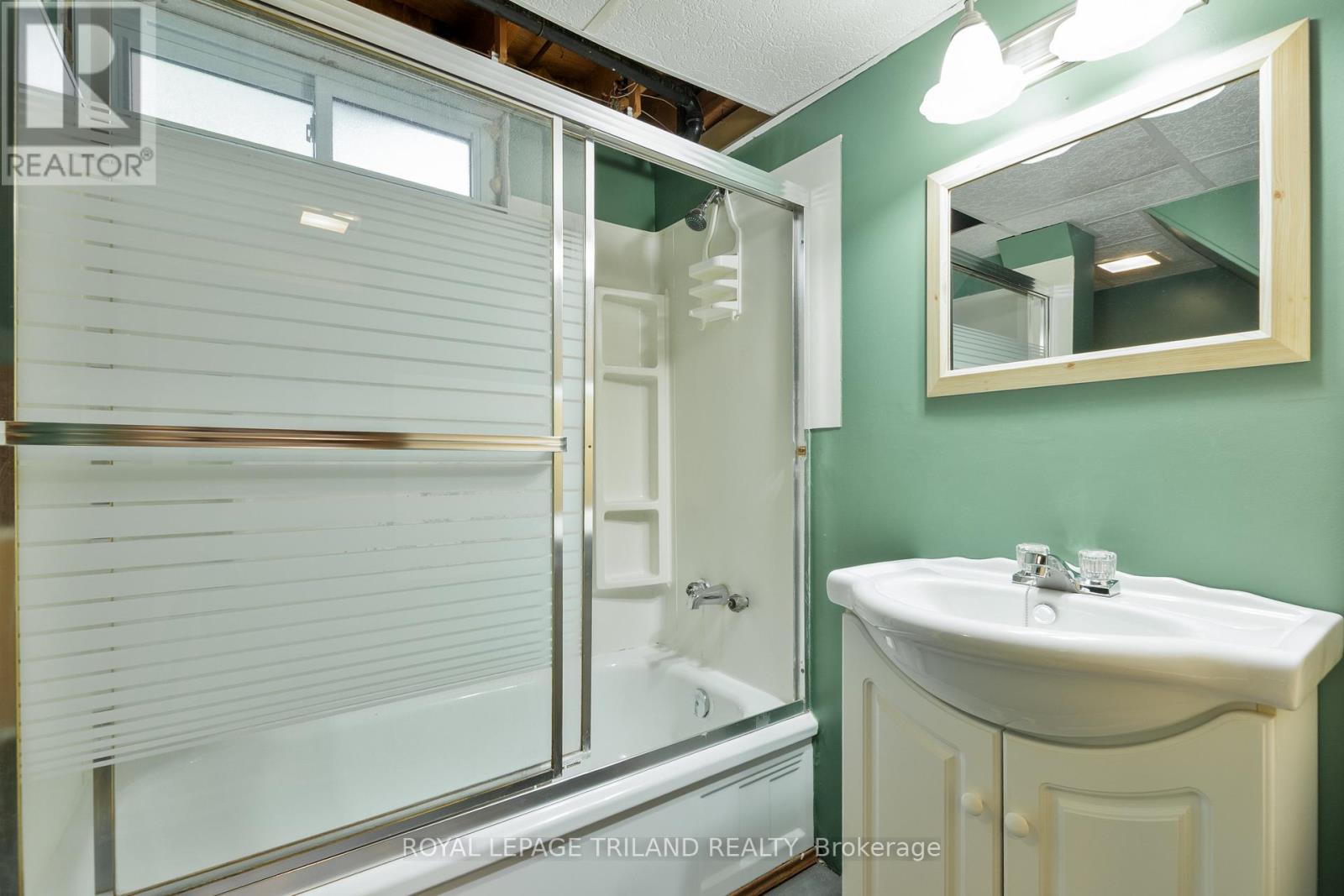 2 Daniel Street, St. Thomas, Ontario  N5P 2A6 - Photo 26 - X12385529