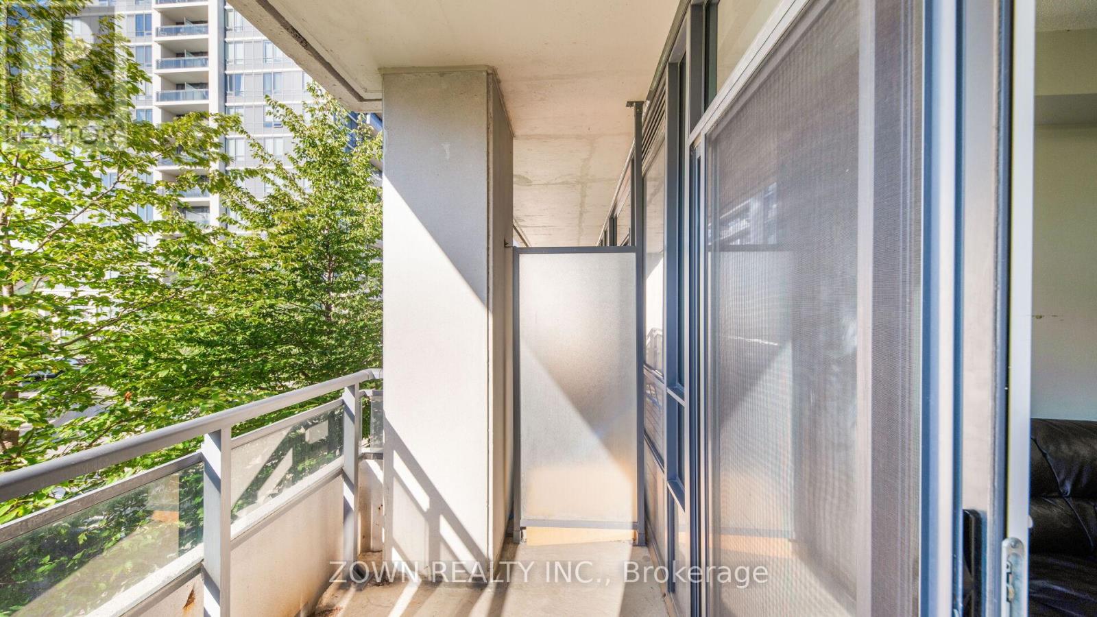 201 - 85 North Park Road, Vaughan, Ontario  L4J 0H9 - Photo 8 - N12560650