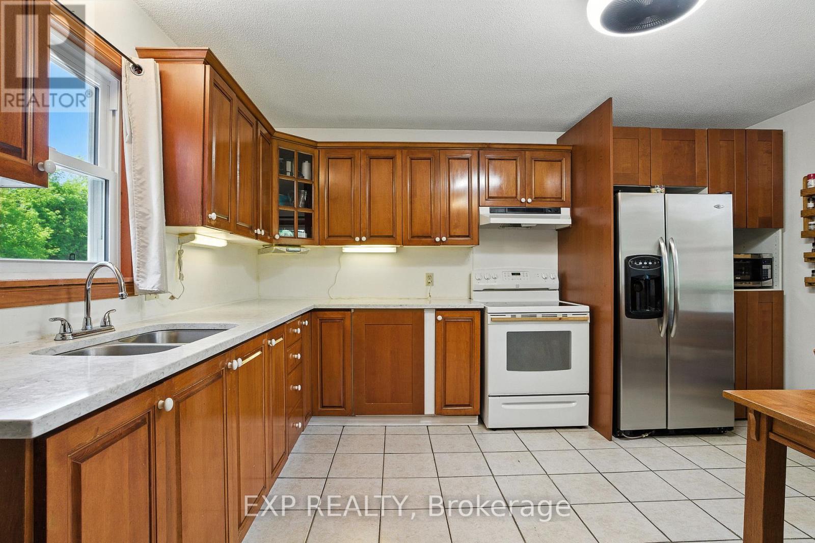 7800 34 Highway, Champlain, Ontario  K0B 1R0 - Photo 5 - X12247690