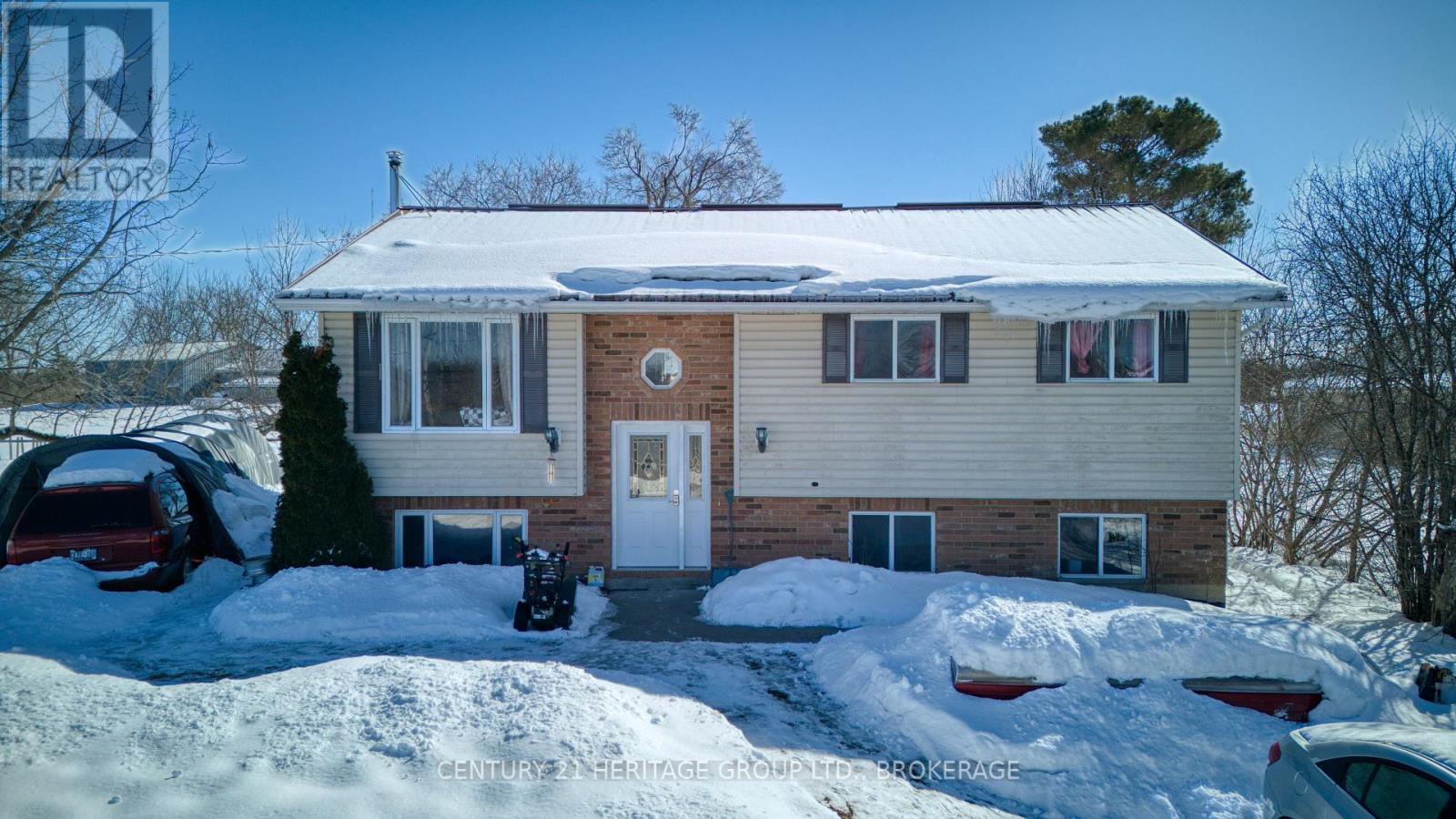 487 County 19 Road, Prince Edward County, Ontario K0K 1A0 - Photo 1 - X12828610