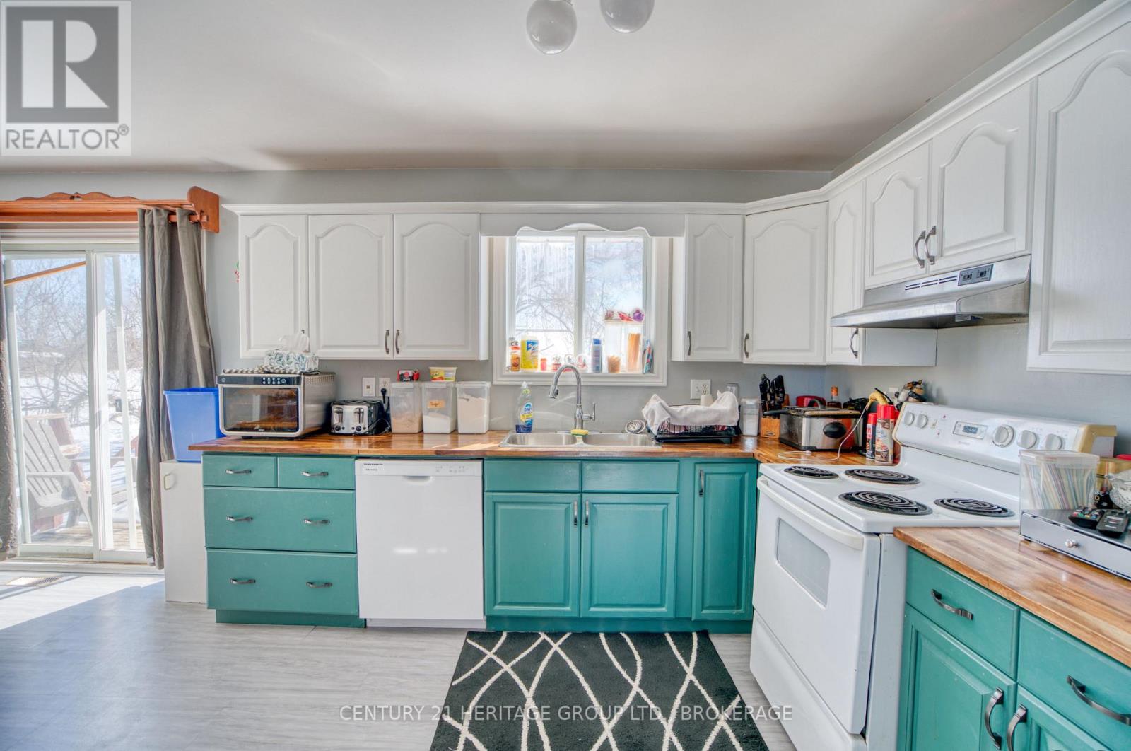 487 County 19 Road, Prince Edward County, Ontario K0K 1A0 - Photo 17 - X12828610